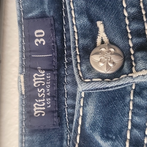 Miss Me Mid-Rise Flare 30*34 - Picture 5 of 10